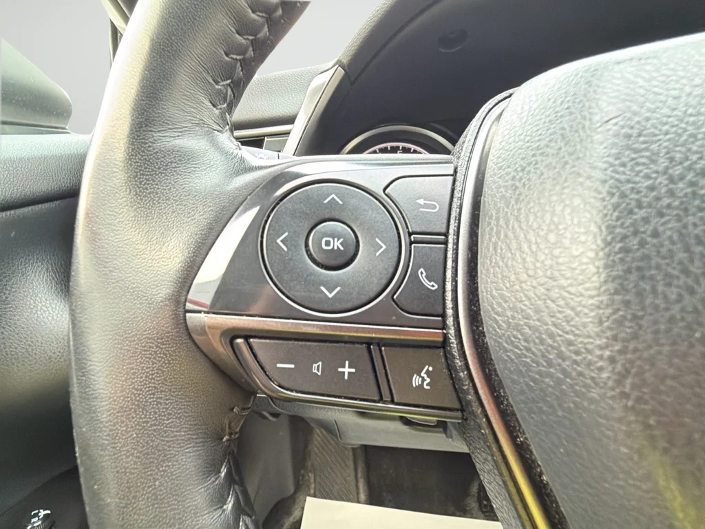 Used 2024 White Toyota  image 15