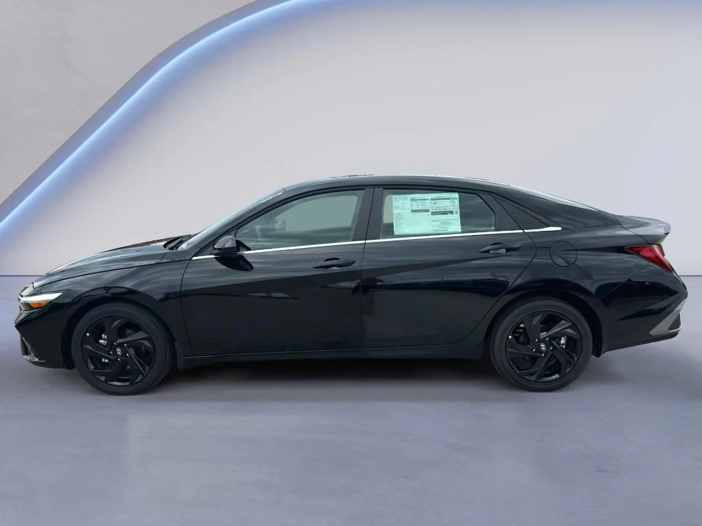 New 2026 Abyss Black Hyundai SEL Sport Premium image 4