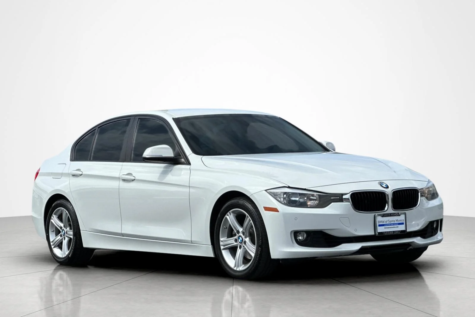 Used 2015 Alpine White BMW 328i image 7