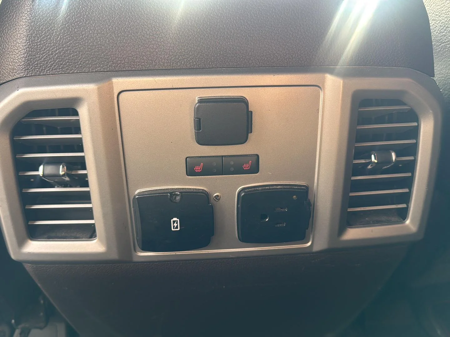 Used 2017 Oxford White Ford King Ranch image 7