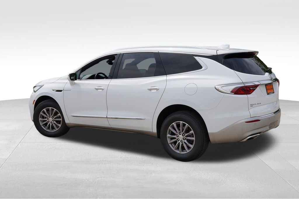 Used 2022 Summit White Buick Premium Group image 8