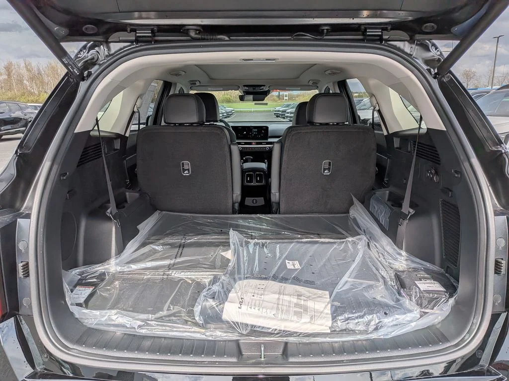 New 2026 Black Kia X-Line EX image 19