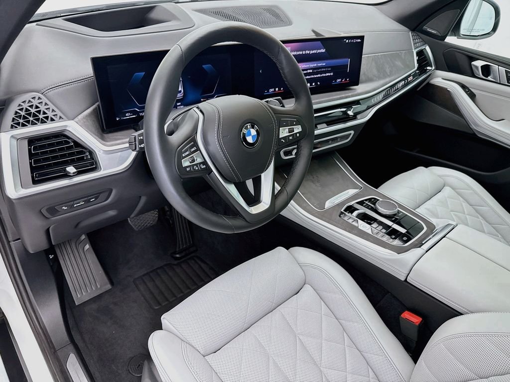 Certified Used 2025 Alpine White BMW xDrive40i image 9