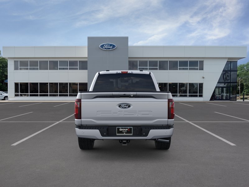New 2026 Iconic Silver Metallic Ford XLT image 5
