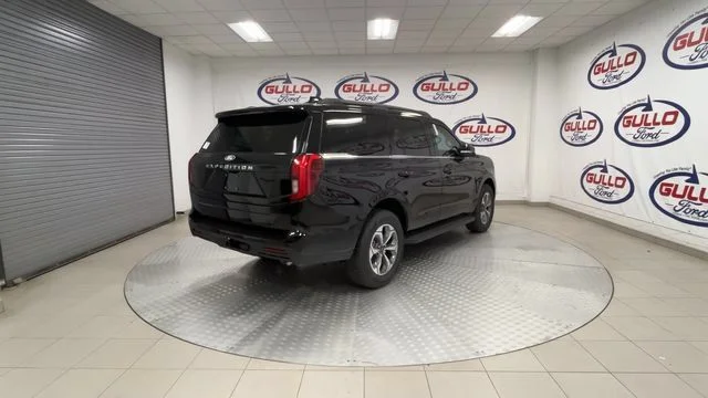 New 2027 Agate Black Metallic Ford Active image 12
