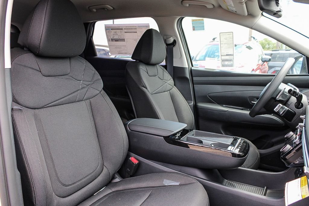 New 2026 White Hyundai SEL image 17
