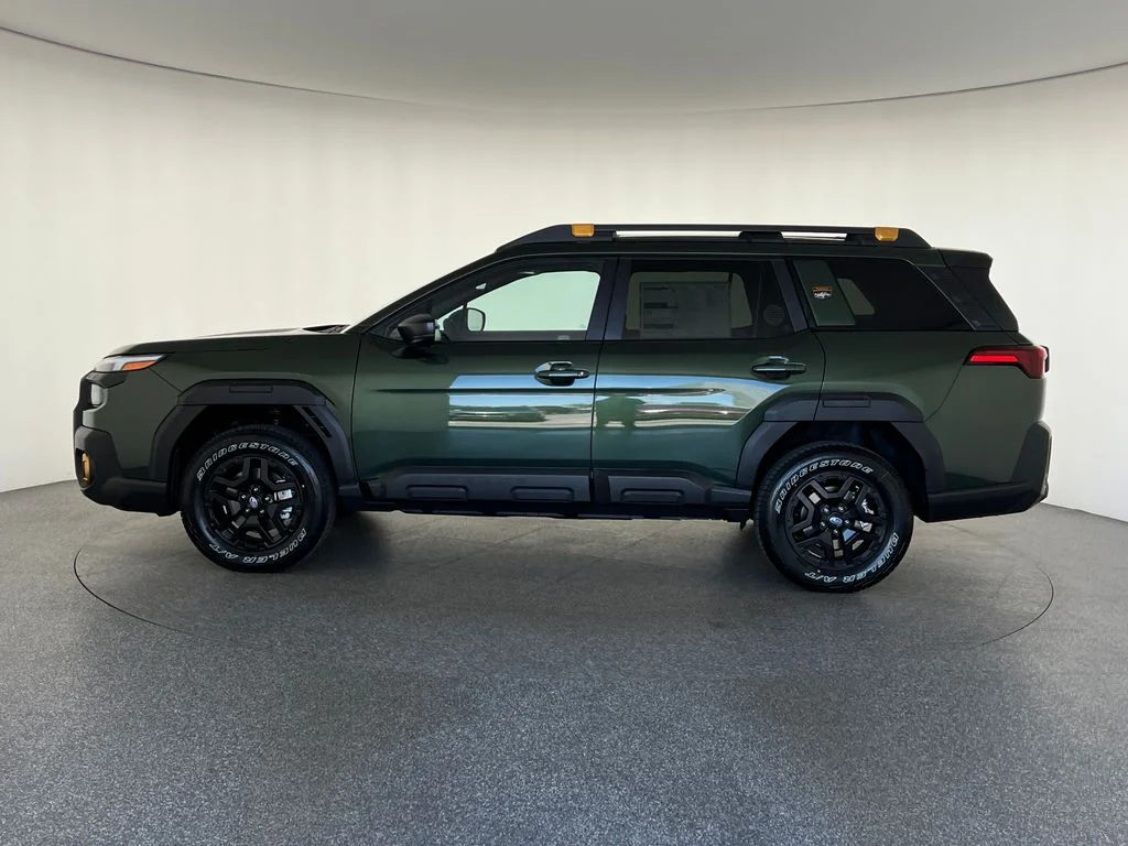 New 2026 DEEP EMERALD GREEN PEARL Subaru Wilderness image 8
