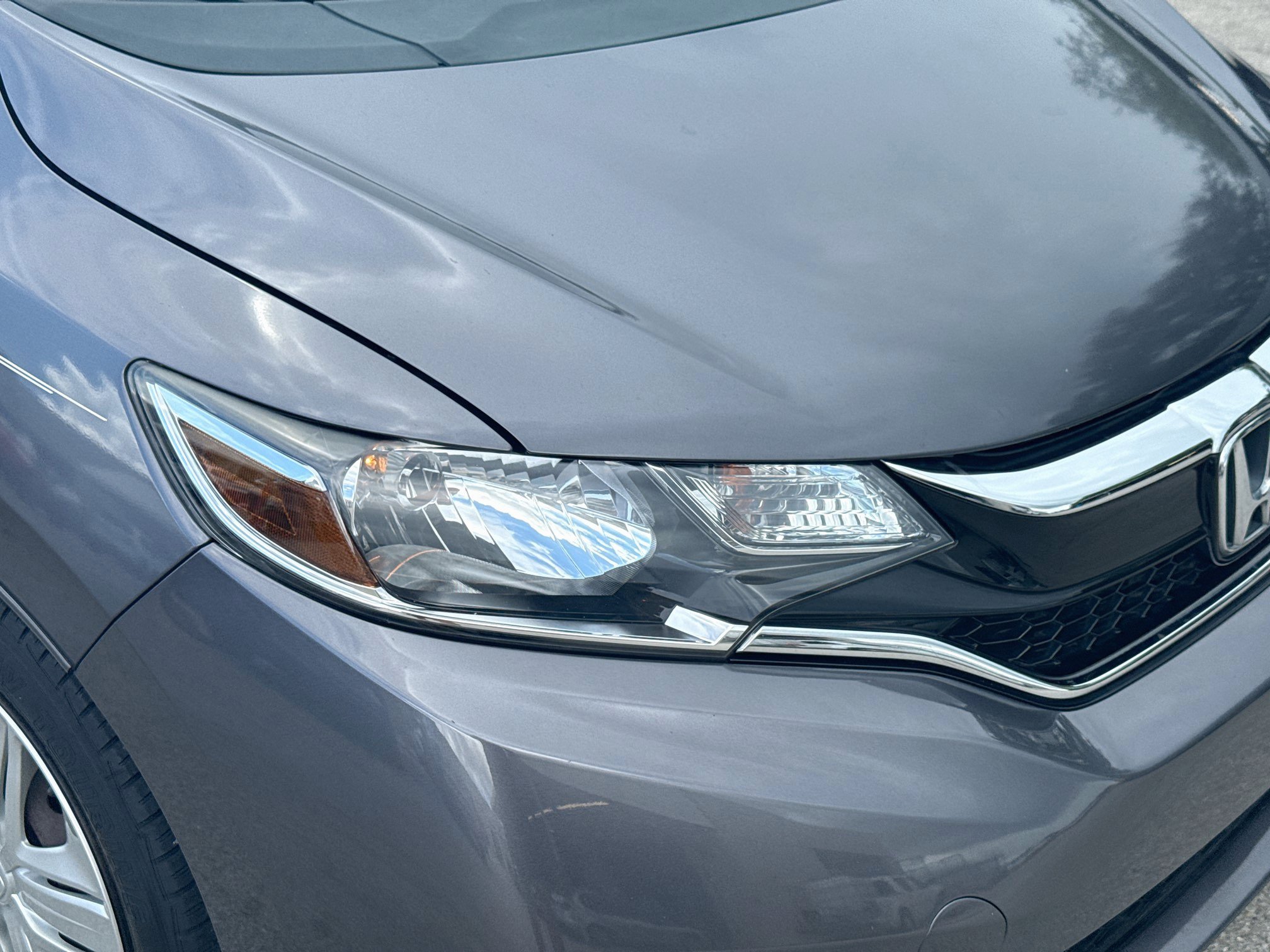 Certified Used 2019 Modern Steel Metallic Honda LX image 33