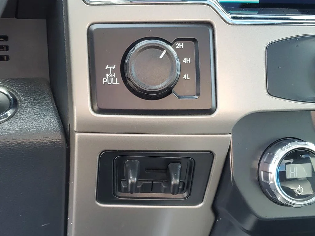 Certified Used 2022 Antimatter Blue Metallic Ford Lariat image 16