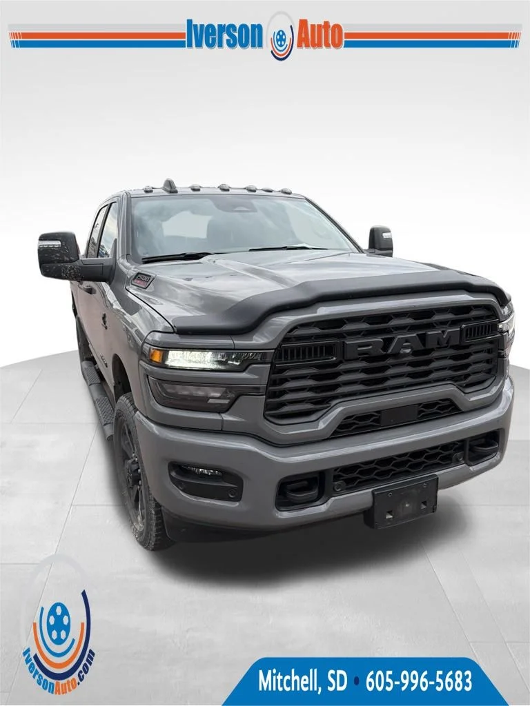 Used 2025 White Ram Big Horn image 4