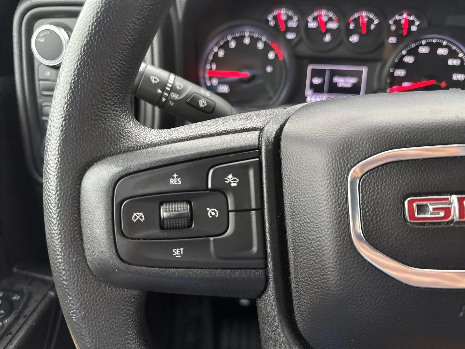 Used 2025 Summit White GMC Pro image 21