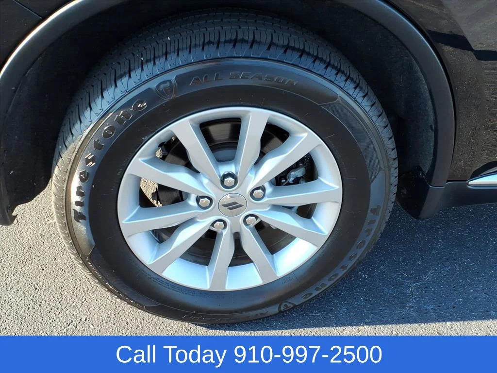 Used 2023 Black Dodge SXT Launch Edition RWD image 8