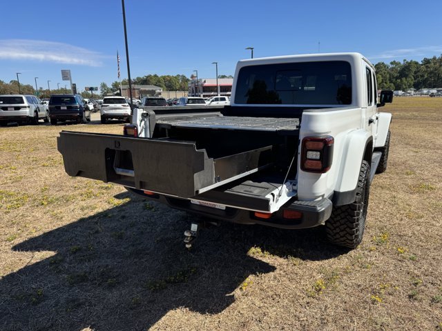 Used 2025 Bright White Clearcoat Jeep Mojave image 11