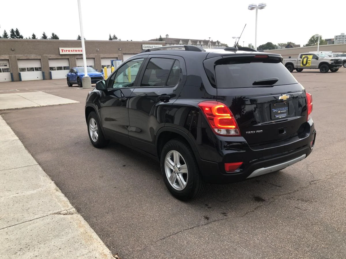 Used 2022 Blue Chevrolet AWD 4dr LT w/ Leather image 6