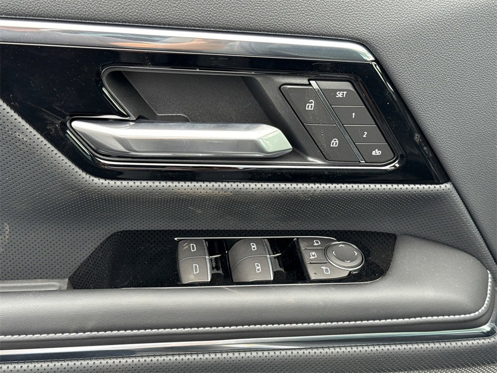 2025 GMC SIERRA - Image 14