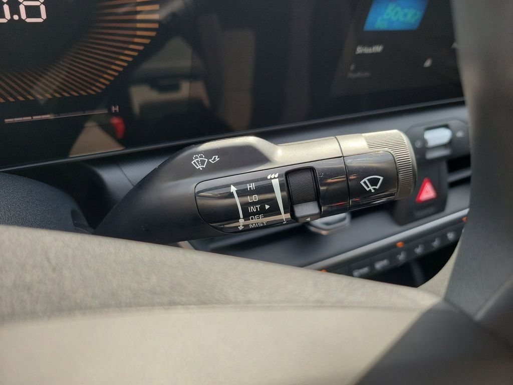 New 2026 Gray Kia LXS image 28