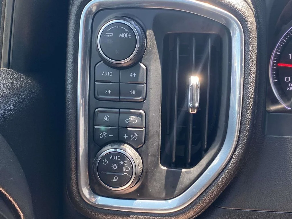 Used 2023 White Chevrolet LTZ image 63