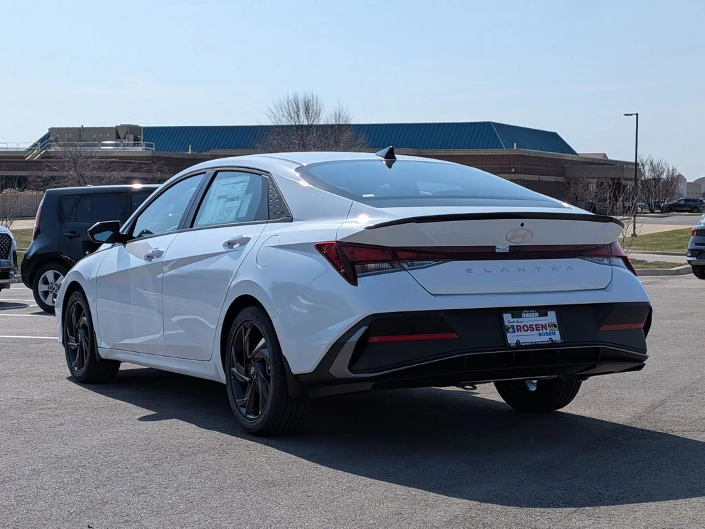 New 2026 White Hyundai SEL Sport image 5