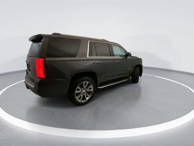 Used 2018 Gray Chevrolet Premier image 4