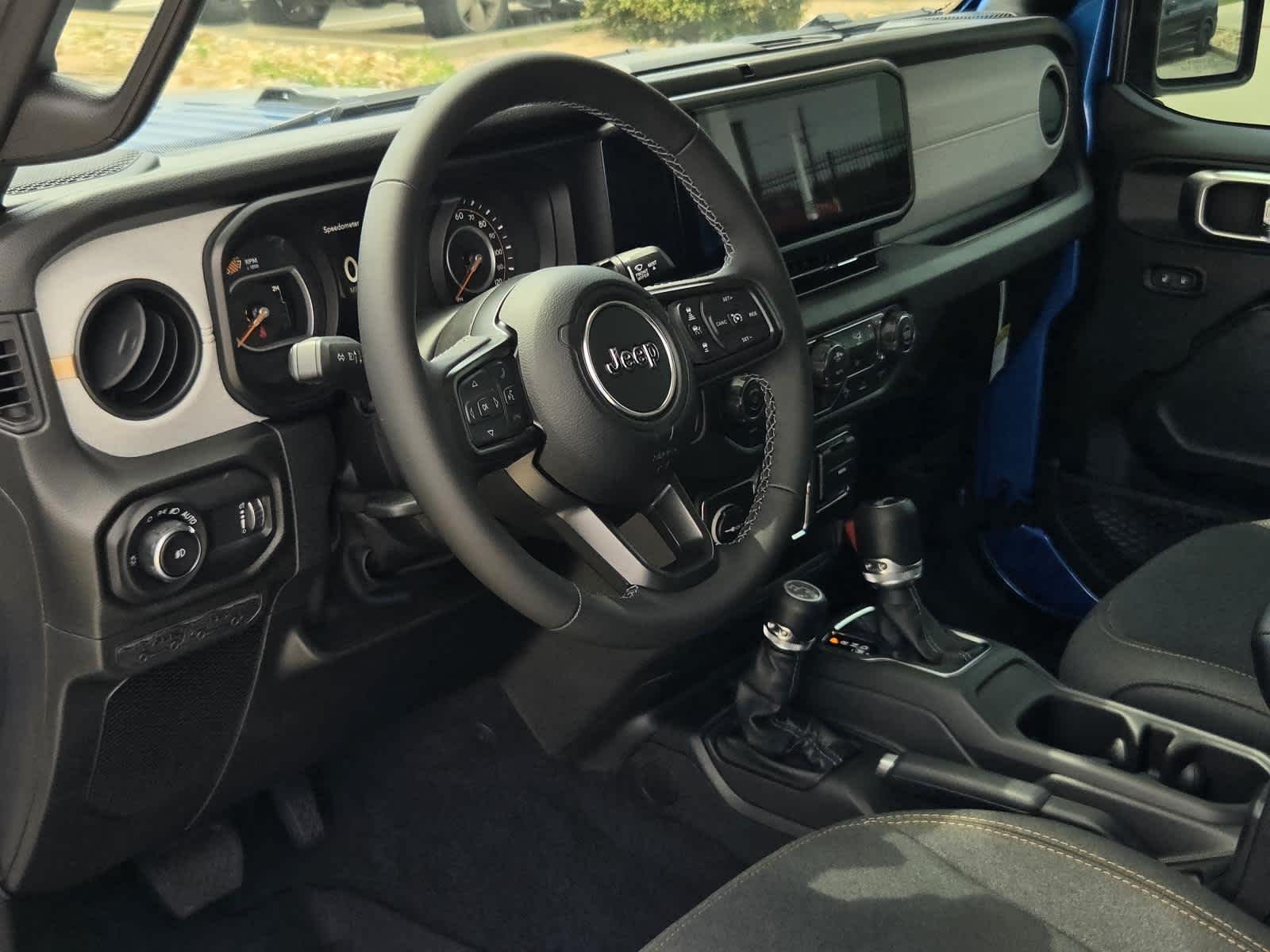 New 2026 Hydro Blue Pearl-Coat Exterior Paint Jeep Sport S image 15