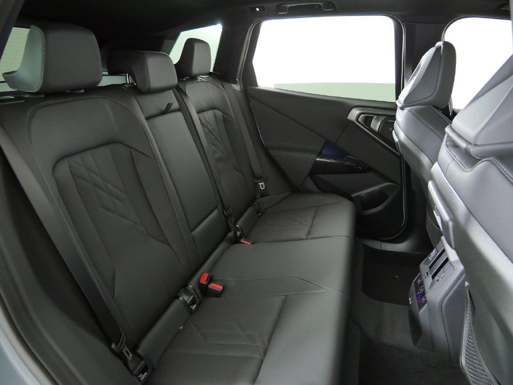Used 2026 Brooklyn Grey Metallic BMW 30 xDrive image 28