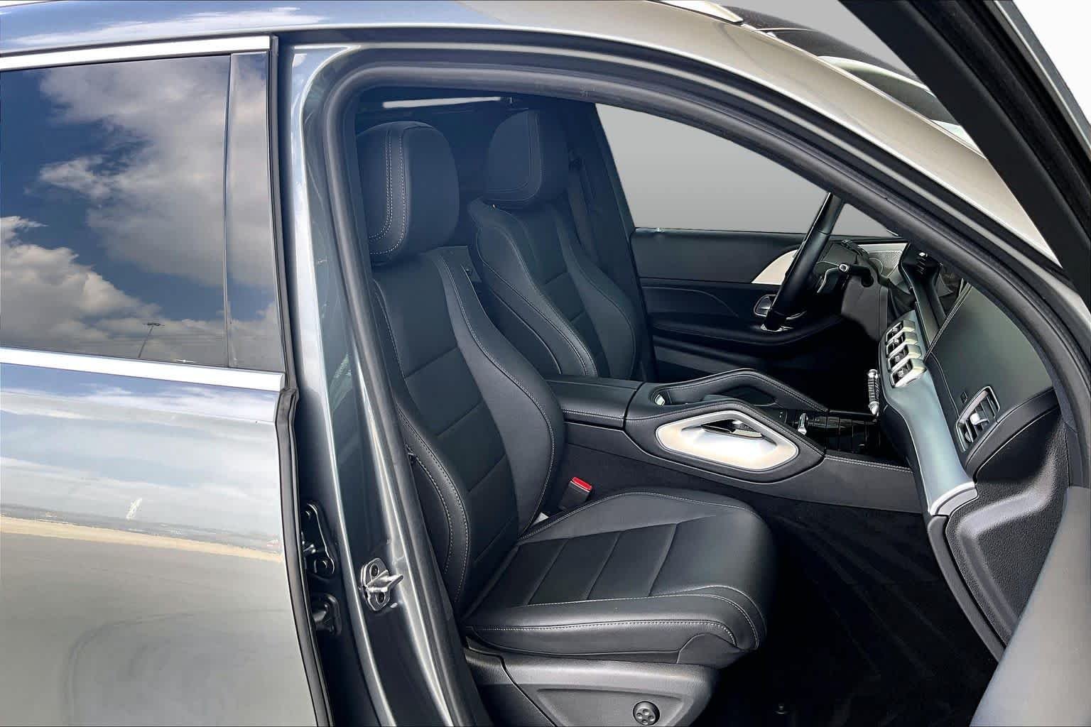 Used 2024 Selenite Grey Metallic Mercedes-Benz GLS 450 image 9