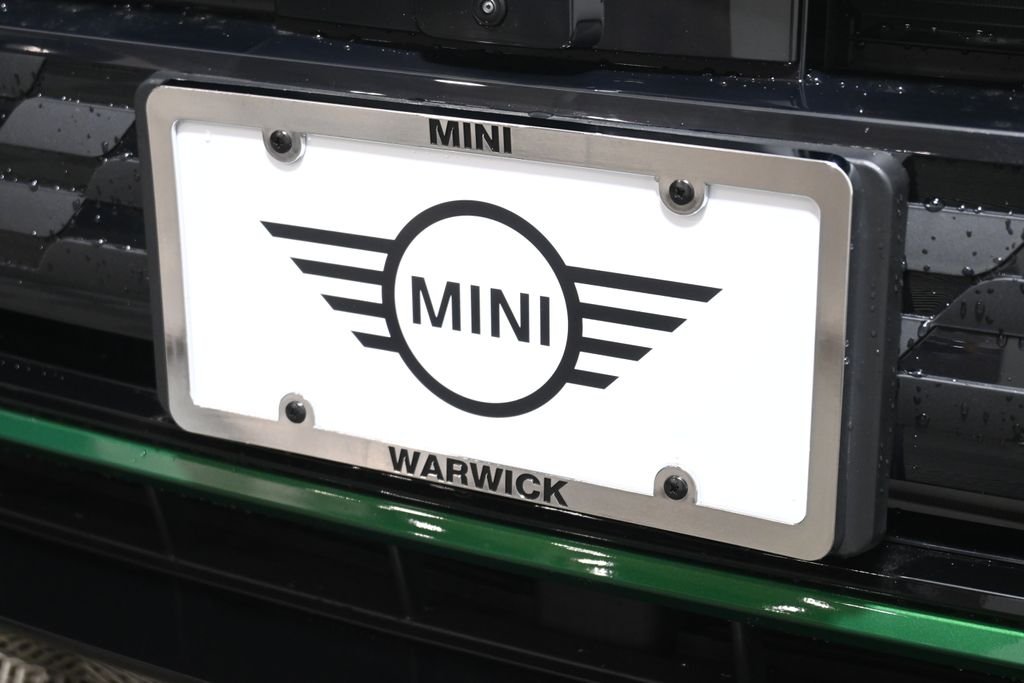 New 2026 Green MINI Iconic image 14
