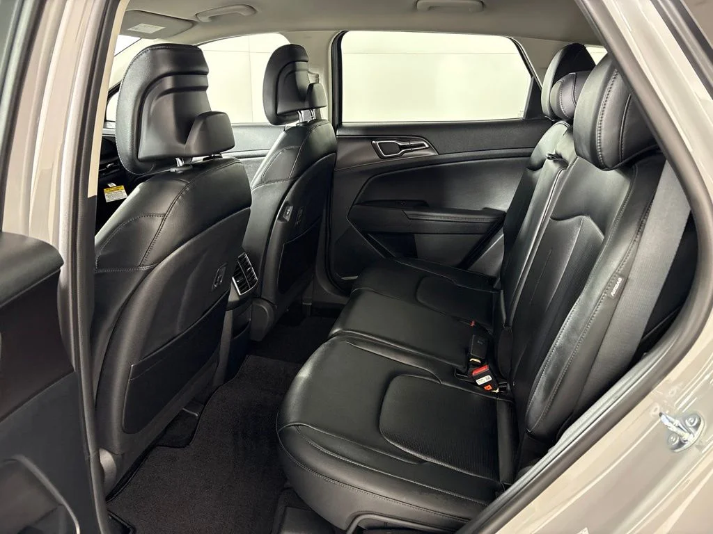 New 2026 Wolf Gray Kia EX image 24