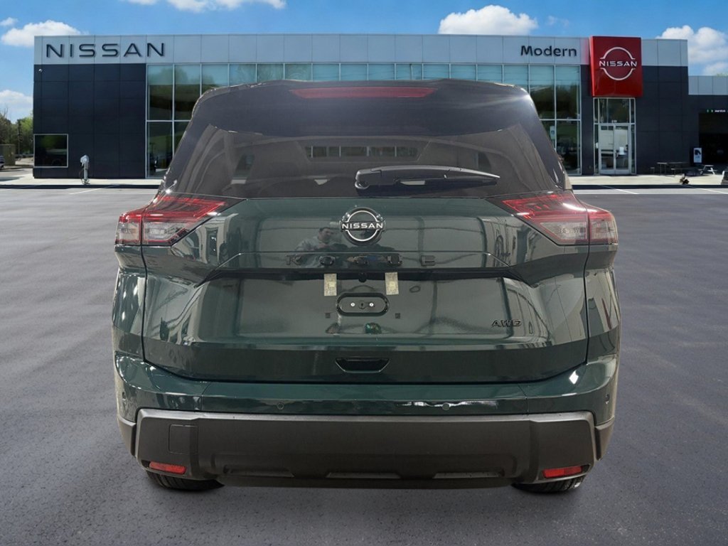 New 2026 Obsidian Green Pearl Nissan Dark Armor™ image 4
