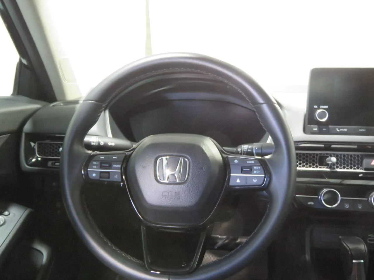 Used 2023 Crystal Black Pearl Honda EX image 10