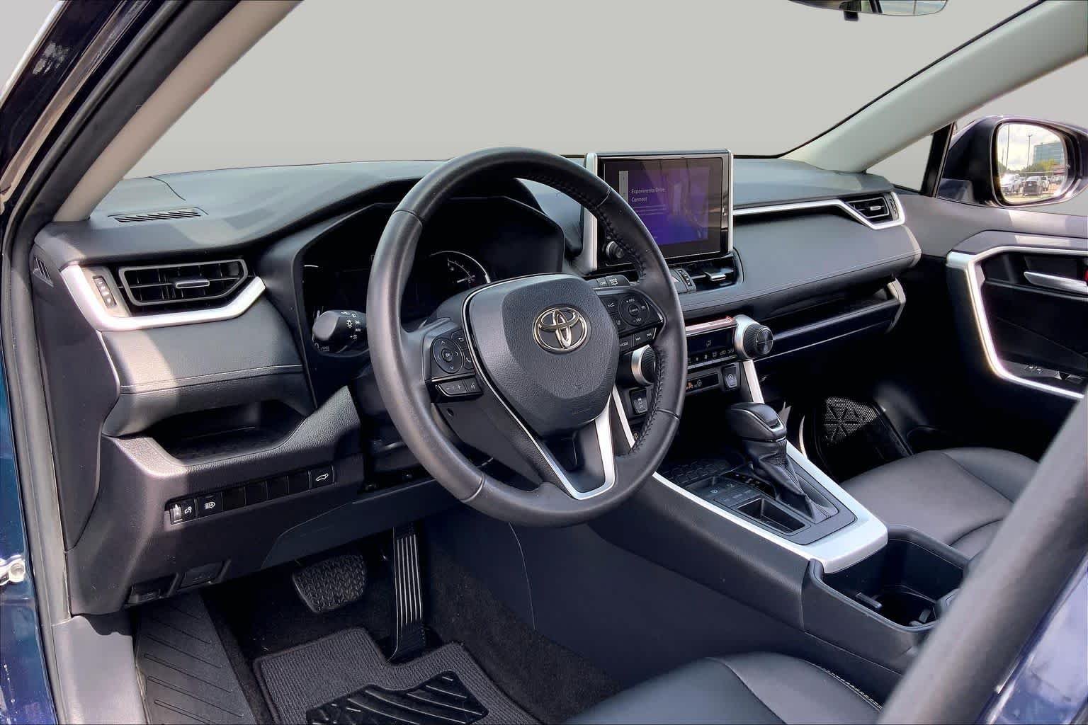 Used 2025 Blueprint Toyota XLE Premium image 17