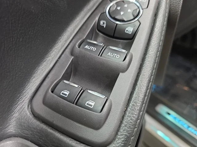 Used 2015 Ingot Silver Ford Sport image 25