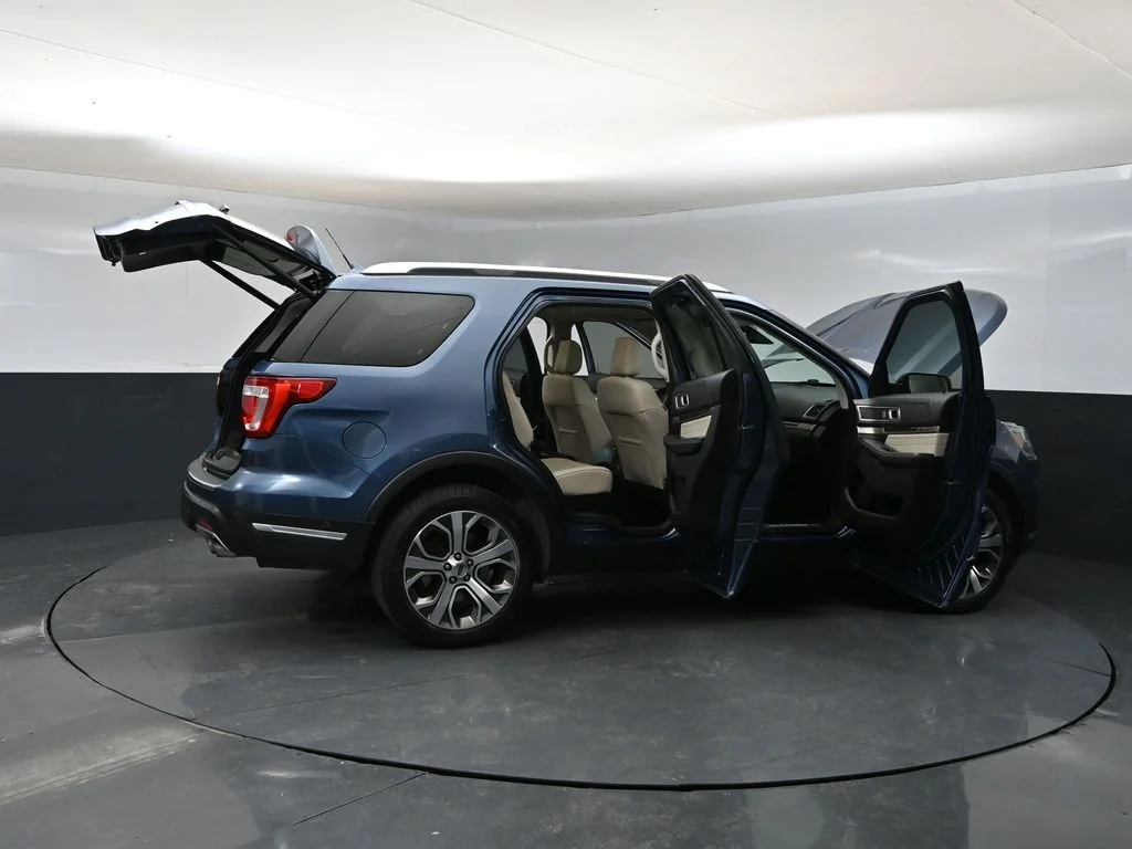 2018 Ford Explorer Platinum - Photo 44