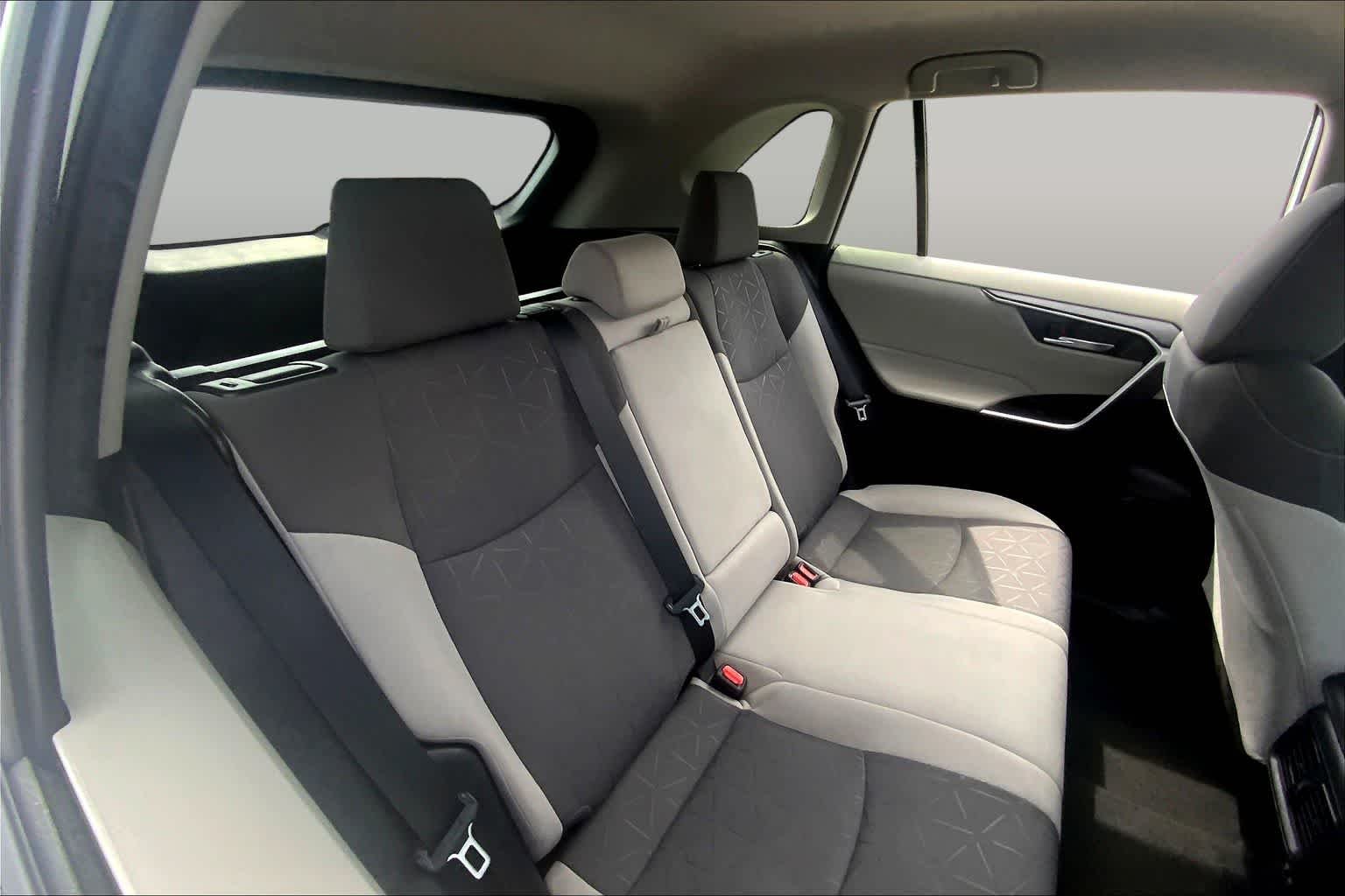 Used 2021 Super White Toyota XLE image 20
