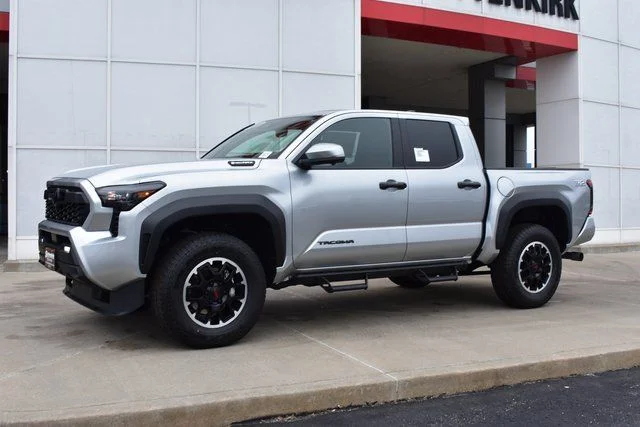 Used 2026  Toyota  image 2