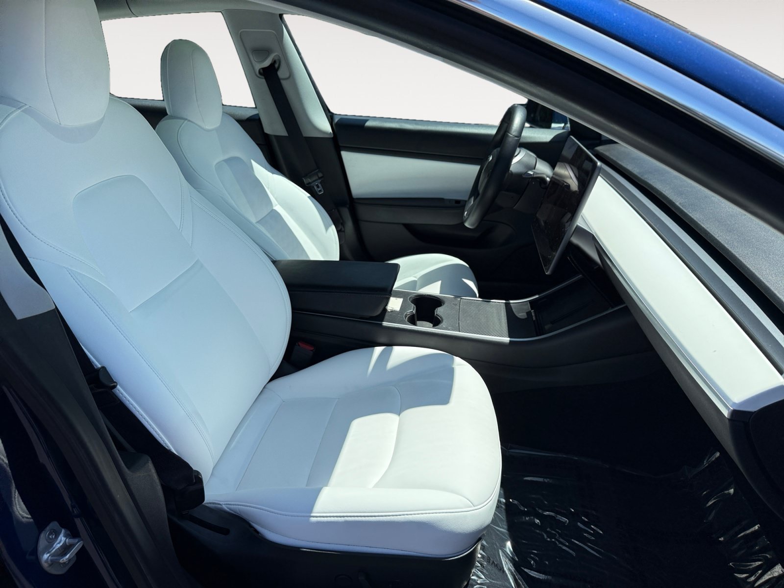 Used 2020 Deep Blue Metallic Tesla Standard Range Plus image 19