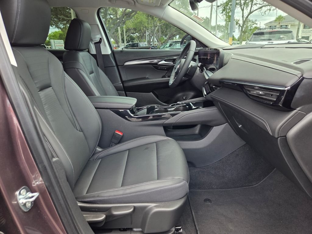 Used 2025 Purple Buick Preferred image 19