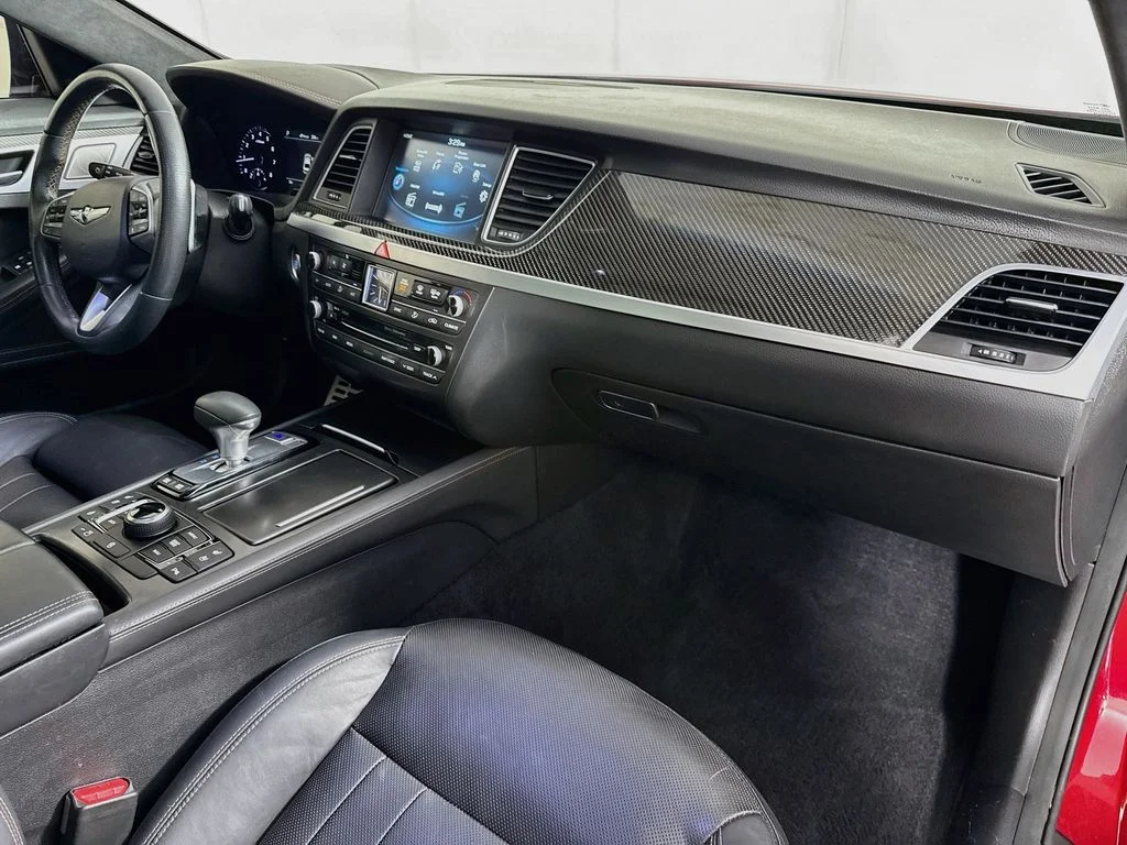 Used 2018 Red Genesis 3.3T Sport image 38