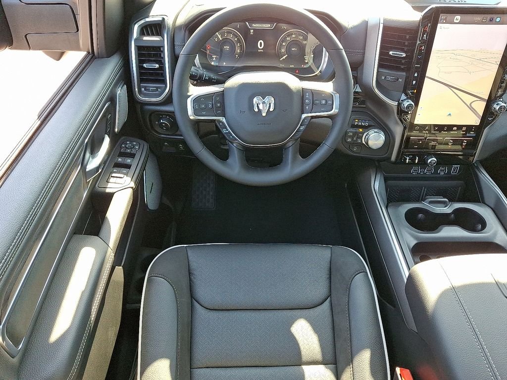 New 2026 Diamond Black Crystal Pearl-Coat Exterior Paint RAM Laramie image 7