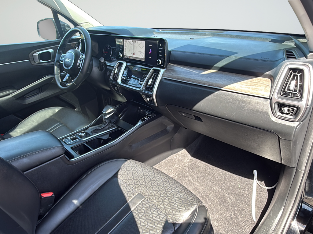 Used 2023 Black Kia X-Line EX image 17