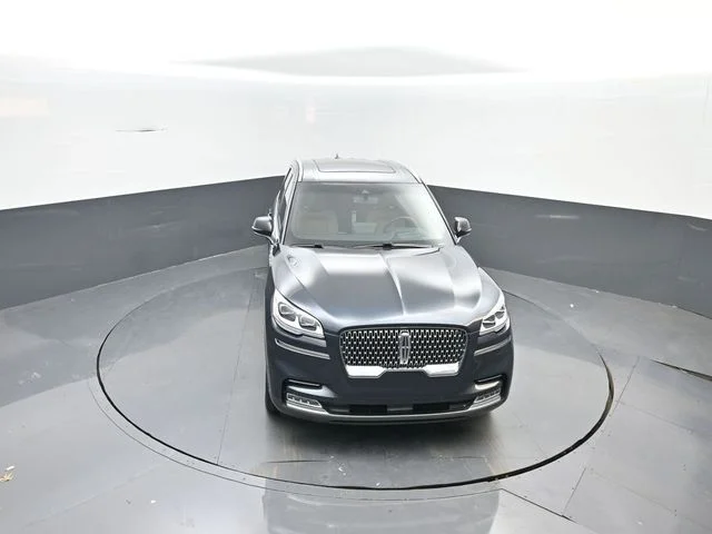 Used 2022 Blue Metallic Lincoln Reserve image 27