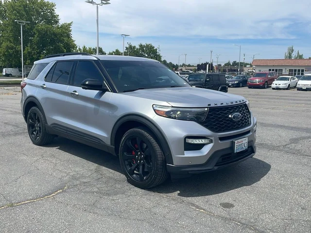 2021 Ford Explorer ST