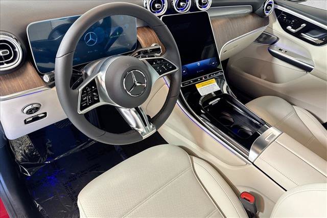 New 2026 MANUFAKTUR Patagonia Red Metallic Mercedes-Benz GLC 300 image 39