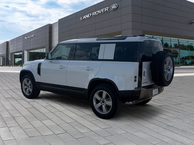 New 2026 Fuji White Land Rover S image 3