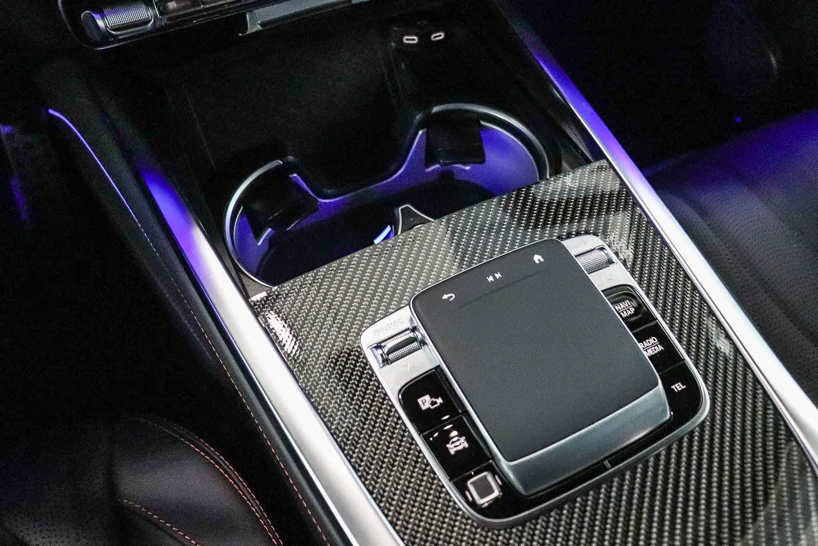 New 2027 MANUFAKTUR Arabian Grey Non- Metallic Mercedes-Benz AMG® G 63 image 28