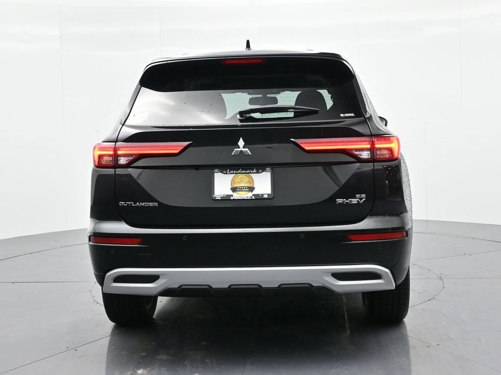 New 2025 Black Mitsubishi SE image 6