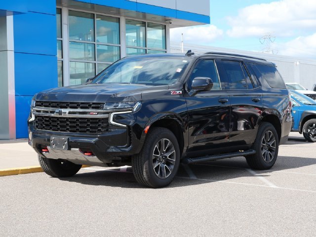 Used 2022 Chevrolet Tahoe Z71 with VIN 1GNSKPKD2NR159320 for sale in Roseville, Minnesota