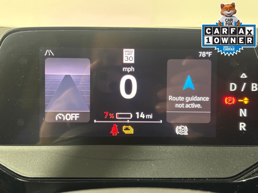 Used 2021 Glacier White Metallic/Black Roof Volkswagen Pro S image 17