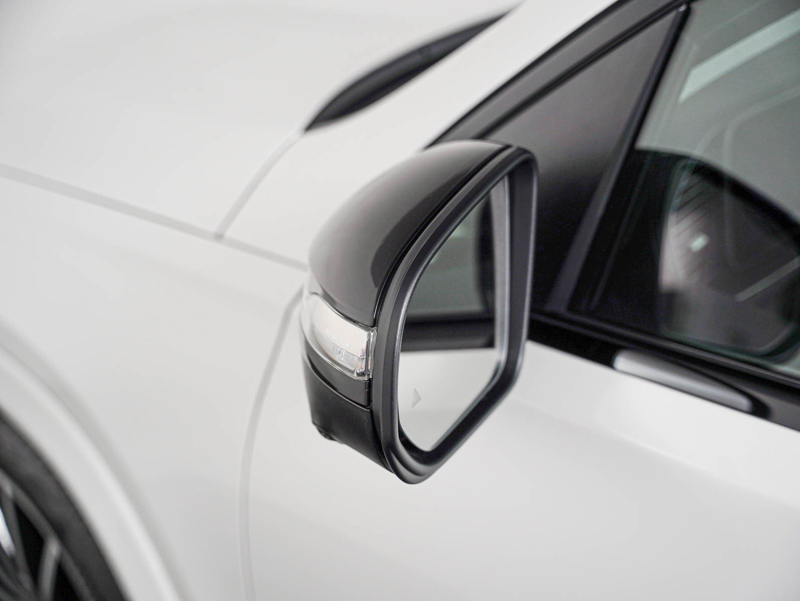 New 2026 Polar White Mercedes-Benz GLS 450 image 28