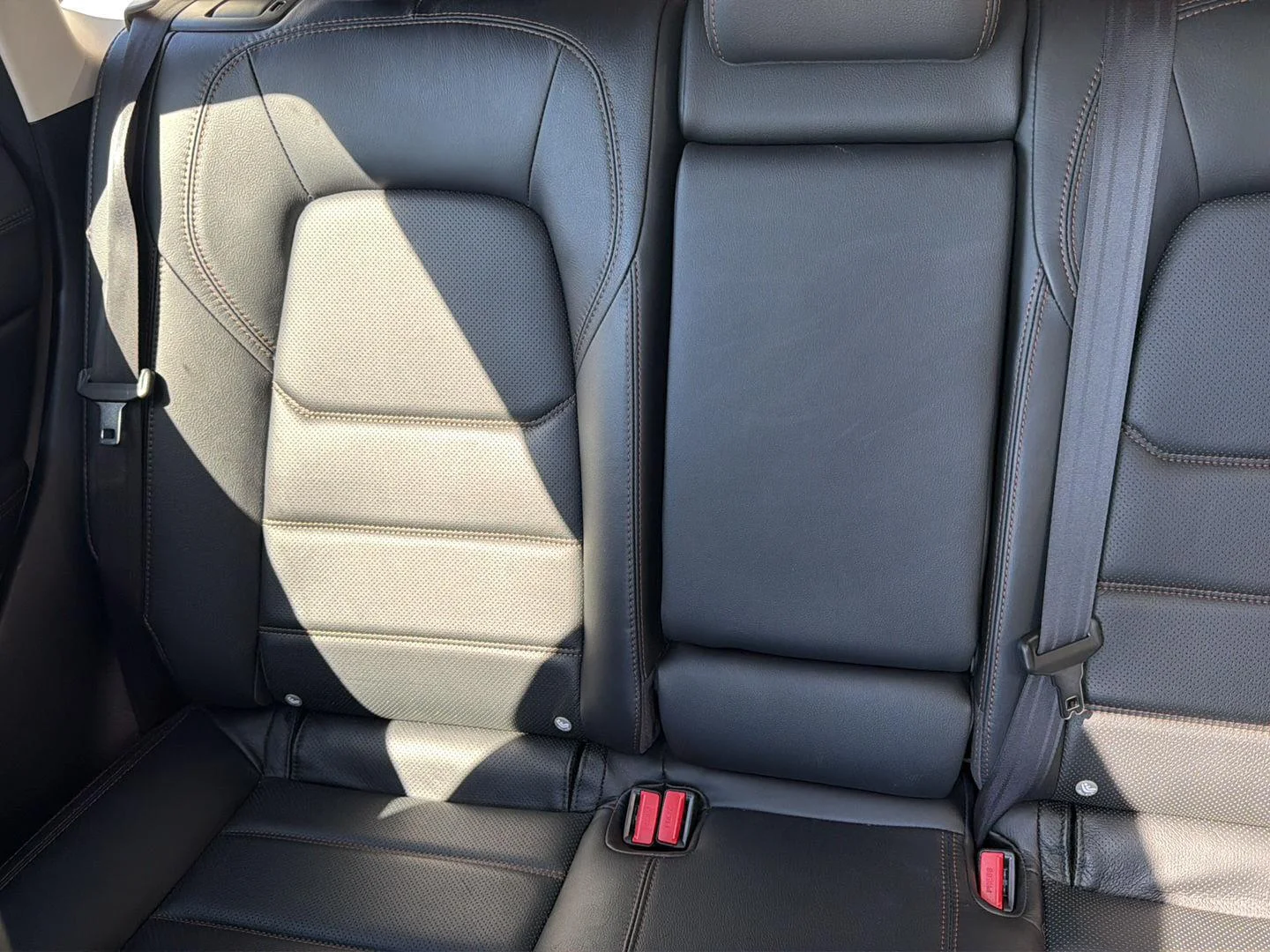 Used 2019 Machine Gray Metallic Mazda Grand Touring image 28